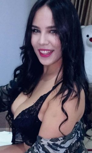 modern bayan, yabancı escort, yabancı escort bayan, 30 yaşlı escort, eve gelen escor atakum