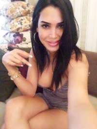 Canik Bayan Profilleri: Beklentilerinizi Aşan Eşsiz Deneyimler