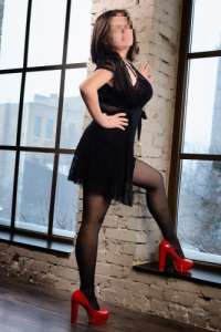 Çiftlik Bayanlarından Olağanüstü Escort Deneyimi