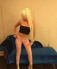 Muhteşem sakso çeken escort Mengü