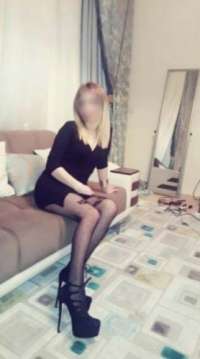 Neşeli masöz escort Feride