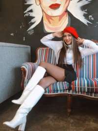 Arsız öpüşmeyi seven hatun Begüm