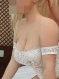 Atakent Bölgesinin Ateşli Bayan Arkadaşı
