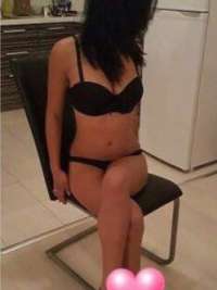 Ateşli ön sevişme yapan eskort Nil