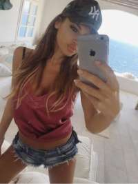 Ateşli sarışın eskort Ayşin