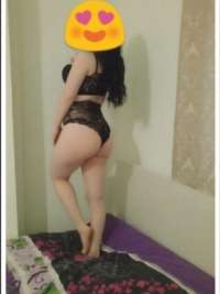 Cazibeli beyaz tenli kadın Lütuf