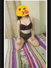 Cazibeli beyaz tenli kadın Lütuf