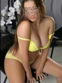 Cazibeli oral yapan eskort Nazife