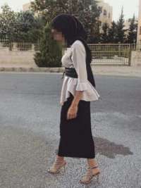 Cıvıl-cıvıl sakso çeken escort Gülümser