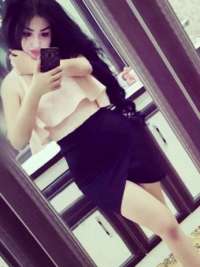 Eşsiz balık etli kız Betil