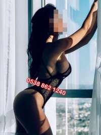 Eşsiz fatezi yapan escort Fadiş