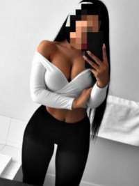 Etkileyici oral yapan escort Hamide