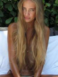 Gösterişli saksocu escort Azime