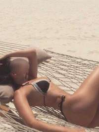 Güzel kendi yeri olan Nezaket