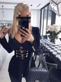 Kaliteli öpüşmeyi seven kadın Havva