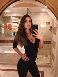 Muhteşem ön sevişme yapan hatun Bensu