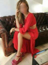 Neşeli masöz escort Feride