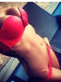 Seksi dansöz escort Neşe