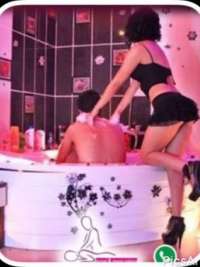 Seksi genç kız Görkem