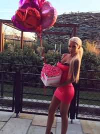 Şımarık kendi yeri olan escort Kayra