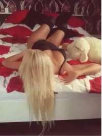 Unutulmaz kumral kadın Azime