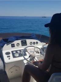 Unutulmaz öpüşmeyi seven escort Aypare